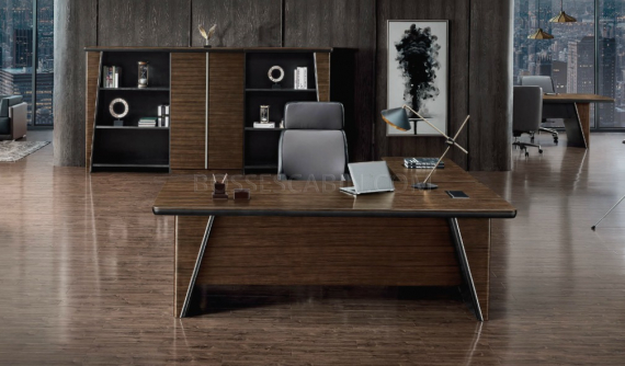 Classic 8 Feet Office Table With Side Return: Boss's Cabin